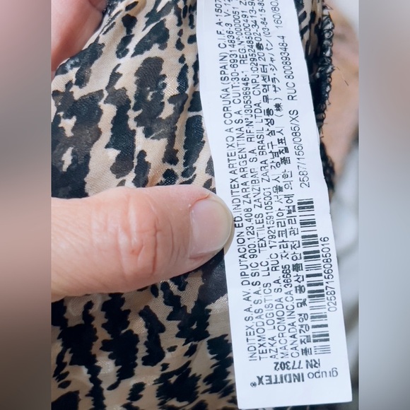 Zara brand size XS Stylish Black and Tan Crop Top - Picture 8 of 8